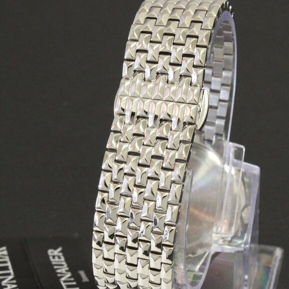 Wittnauer Ladies Cosmopolitan Watch 10 Hand Set Diamonds 34mm - Picture 11 of 13